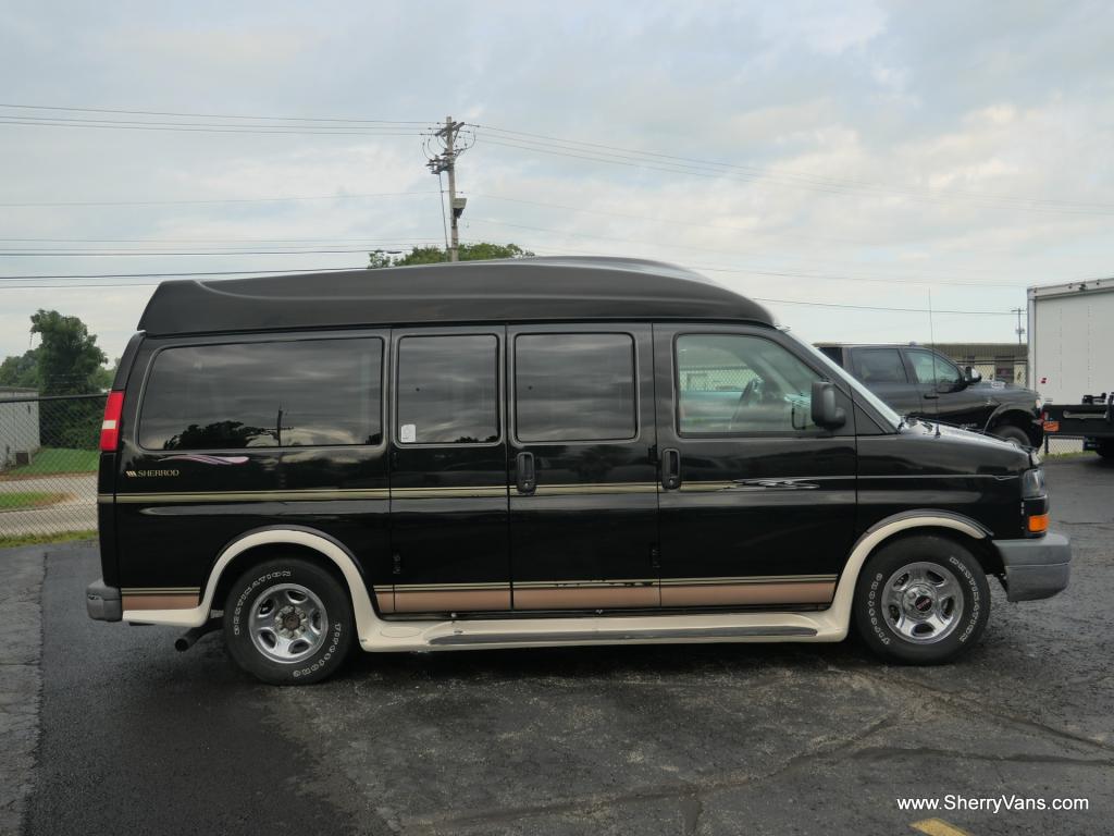 2004 gmc conversion van