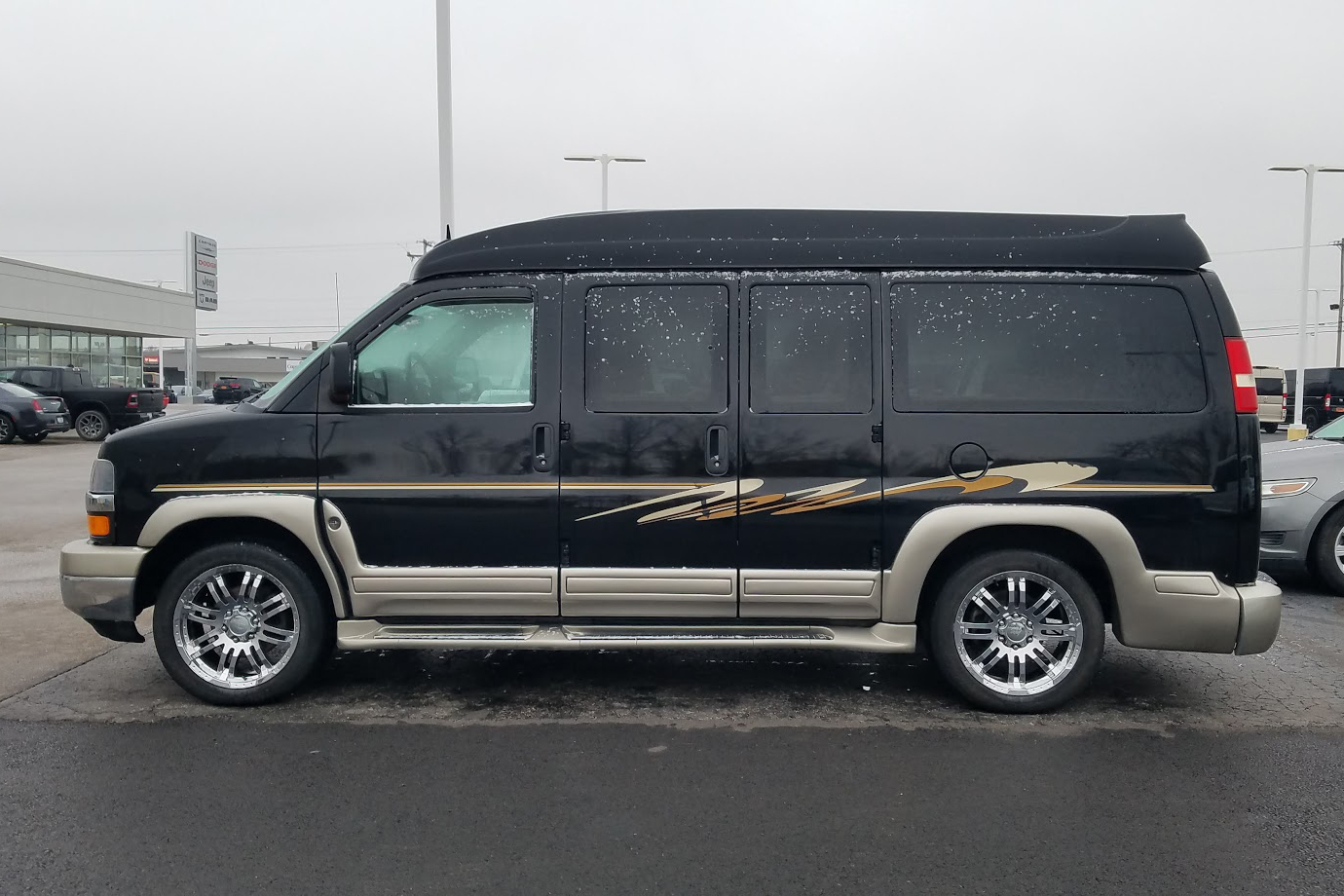 2012 Chevrolet Conversion Van Rocky Ridge 7 Passenger CP16457AT