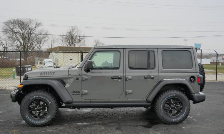 2021 Jeep Cherokee Rubber Floor Mats