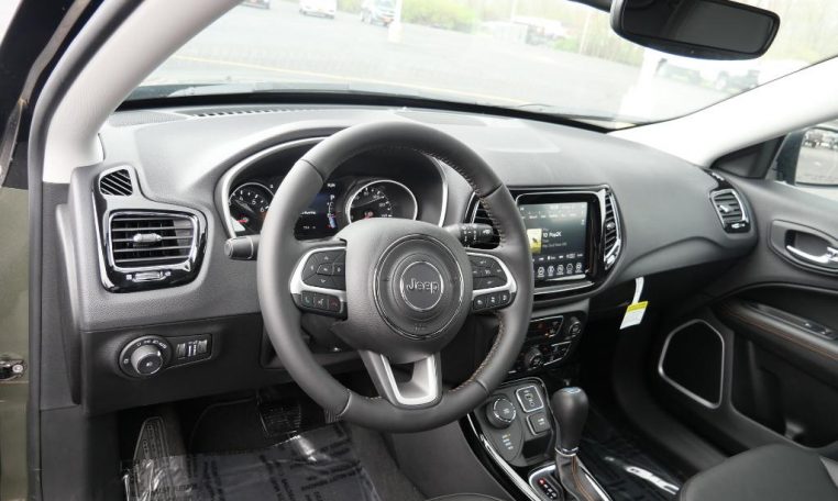 2021 jeep compass online