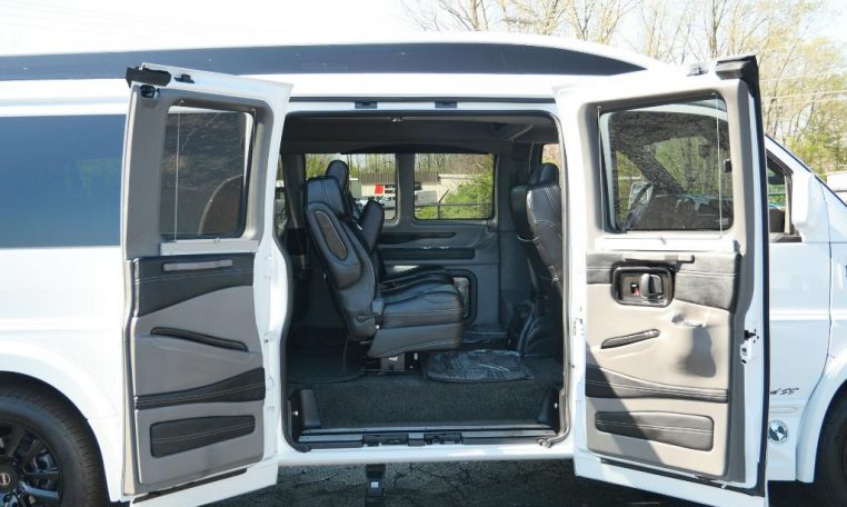 2020 GMC Conversion Van – Explorer Vans 9 Passenger, 55139