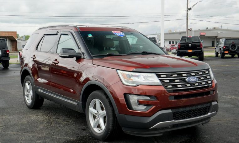 2016 Ford Explorer XLT 4X4 | CP16453BT - Paul Sherry Chrysler Dodge ...