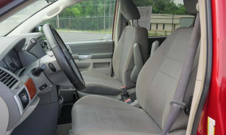 2008 Chrysler Town Country Touring CP16592AT Paul Sherry