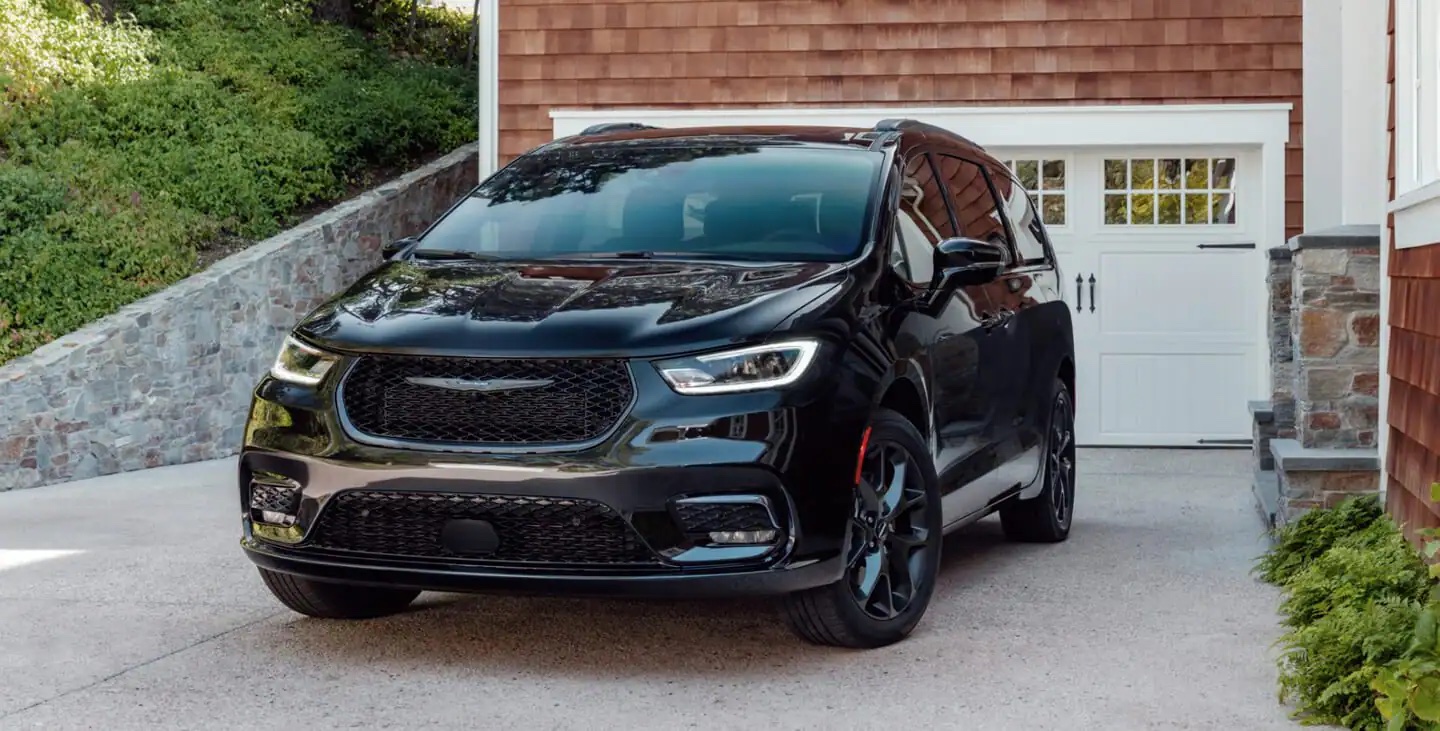 chrysler-pacifica-hybrid-for-sale