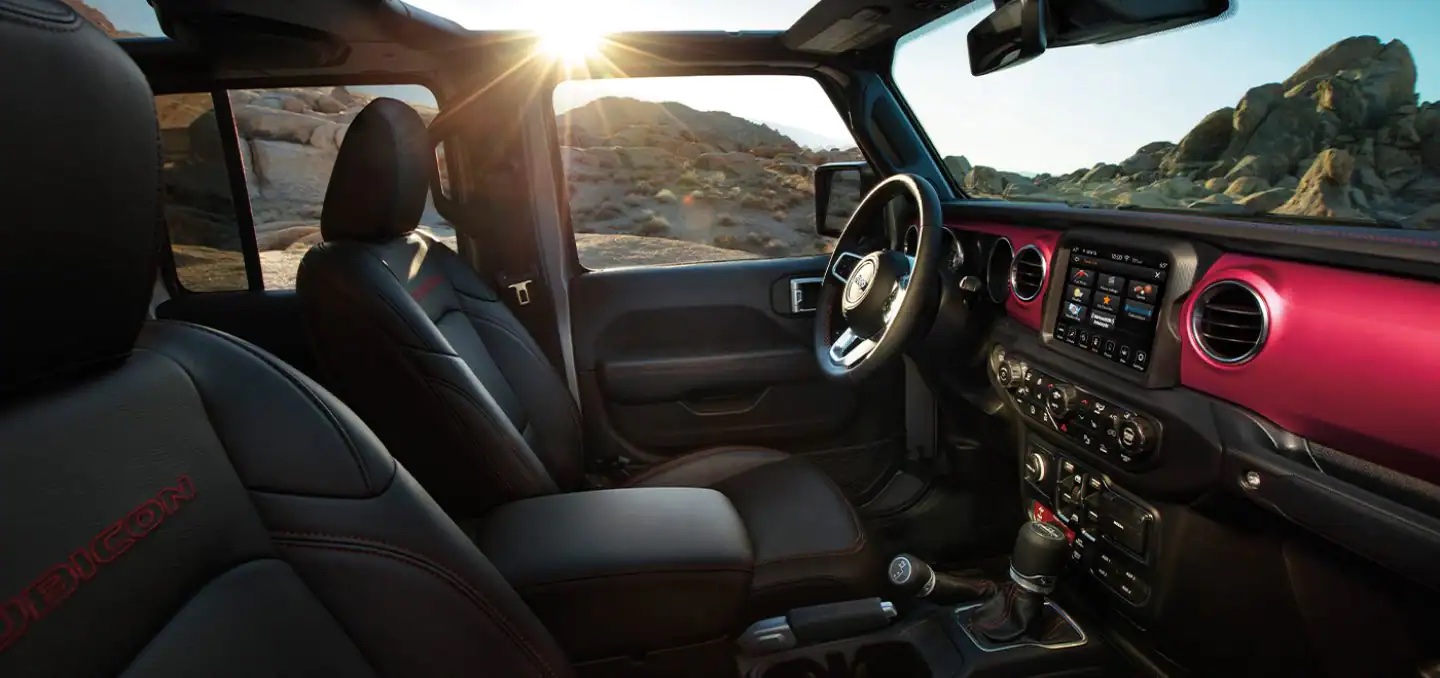 jeep-gladiator-ohio-interior