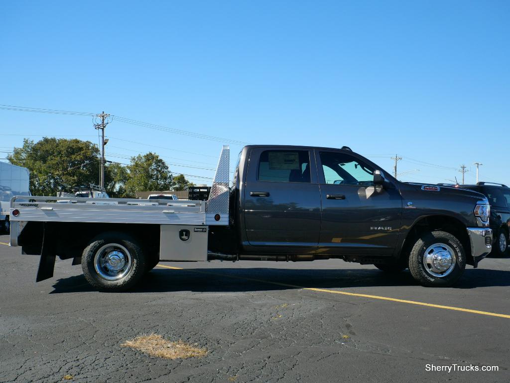 2022 Ram 3500 - Commercial Hillsboro Aluminum Flatbed | 30712T - Paul ...