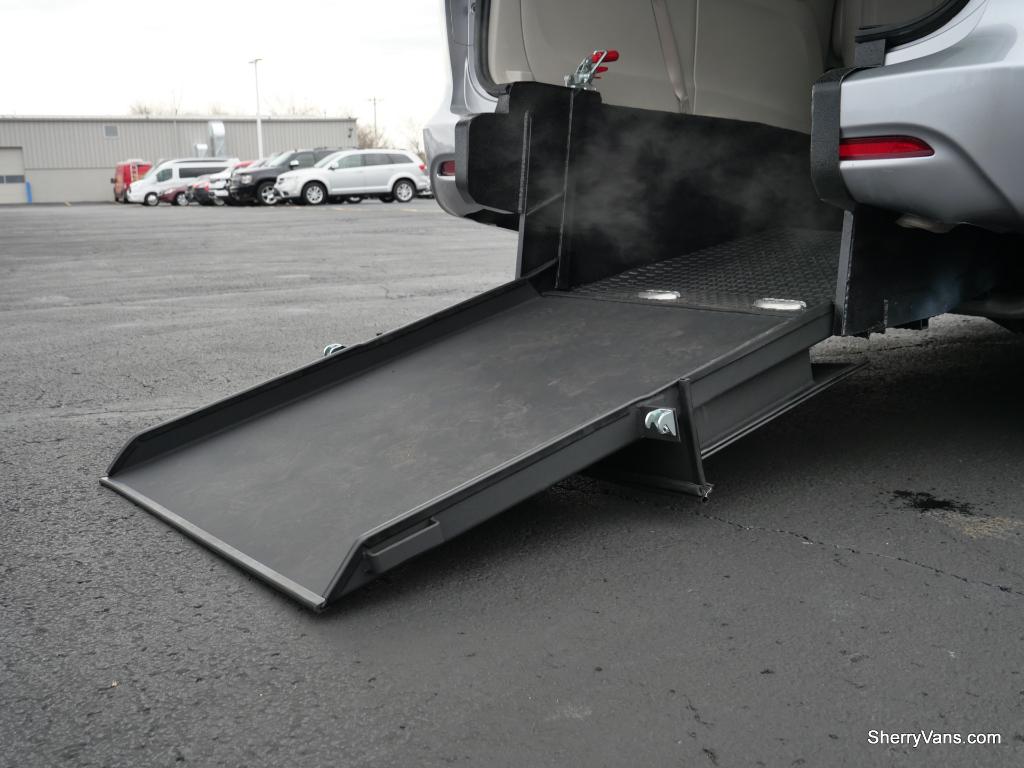 2021 Chrysler Voyager - ATS Rear-Entry Mobility | CP16937T - Paul ...
