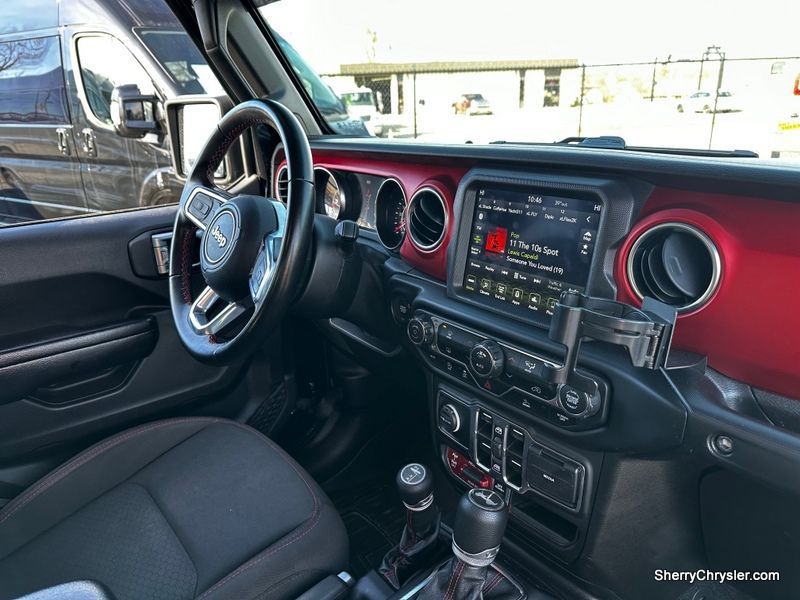 Used 2021 Jeep Wrangler Unlimited Rubicon with VIN 1C4JJXFG1MW869725 for sale in Piqua, OH