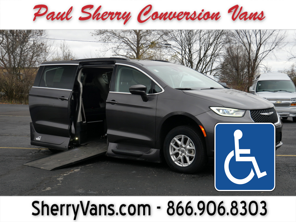 2022 Chrysler Pacifica Touring L