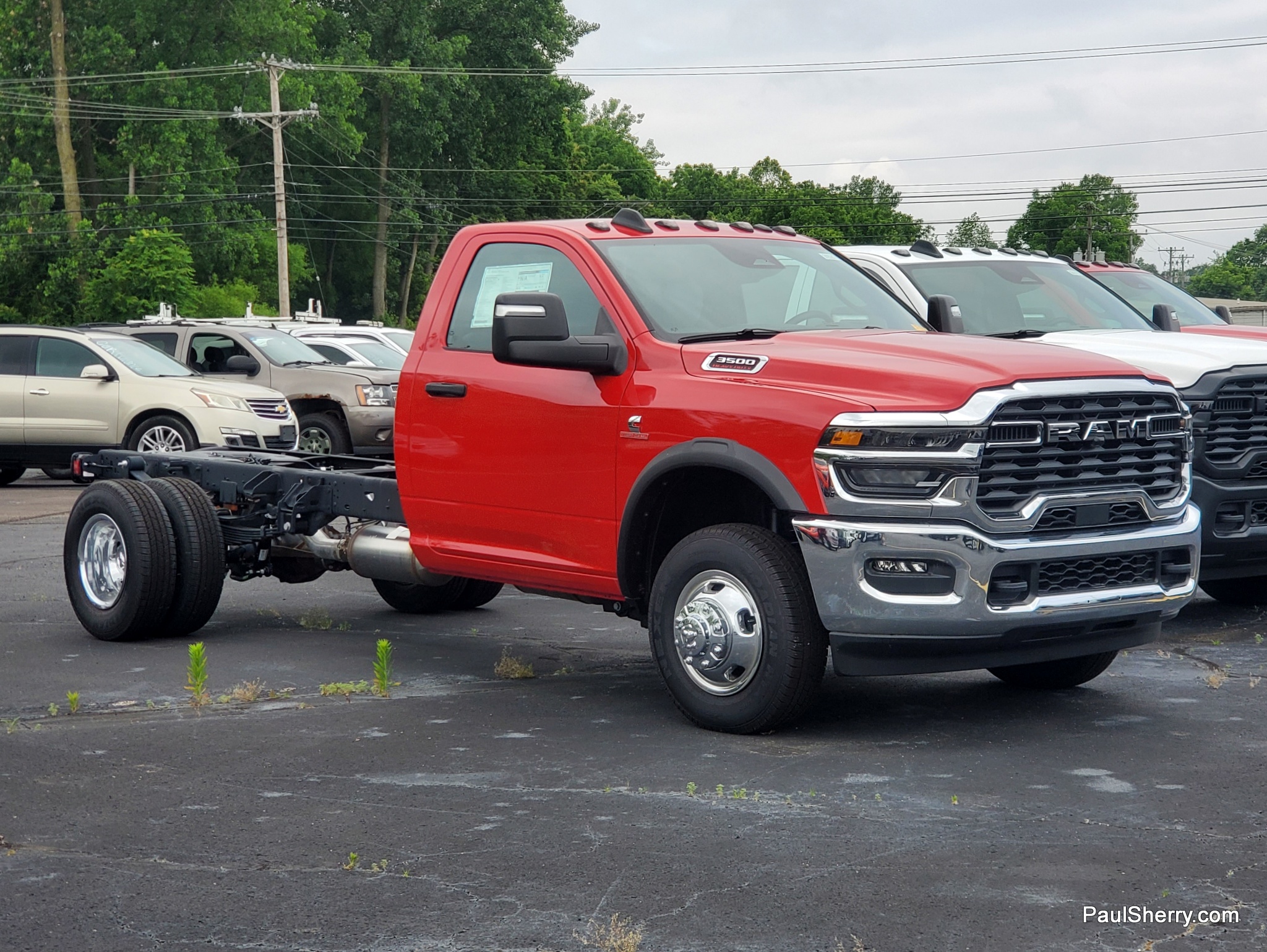 2026 RAM 3500 Chassis Tradesman - Photo 4