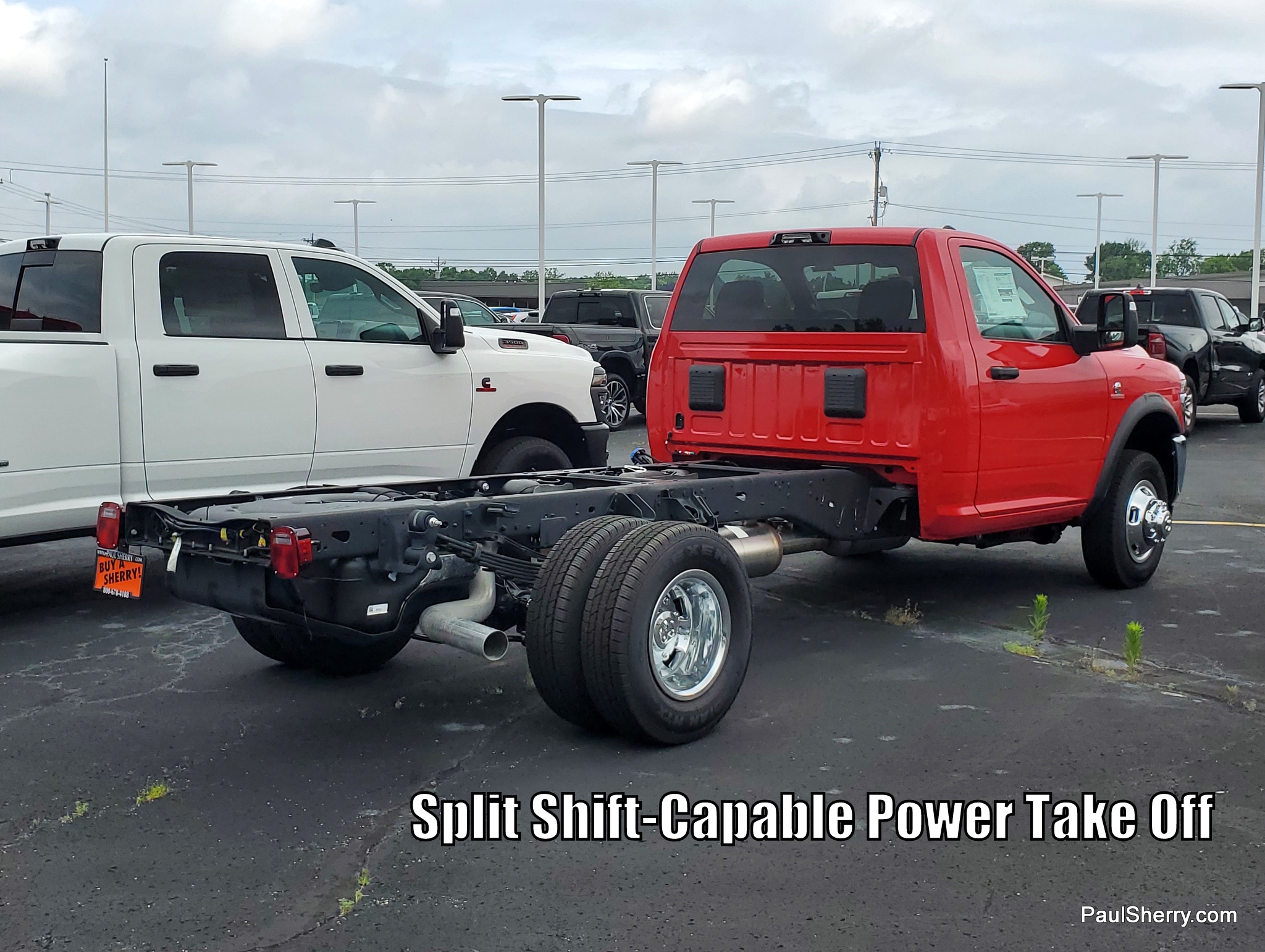 2026 RAM 3500 Chassis Tradesman - Photo 8