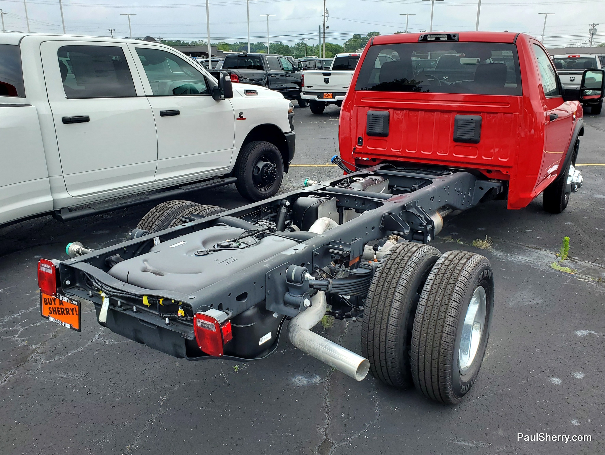 2026 RAM 3500 Chassis Tradesman - Photo 9