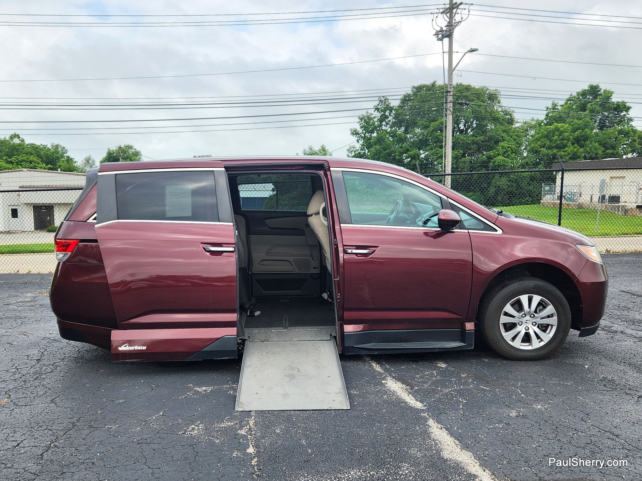 2016 Honda Odyssey EX - Photo 9