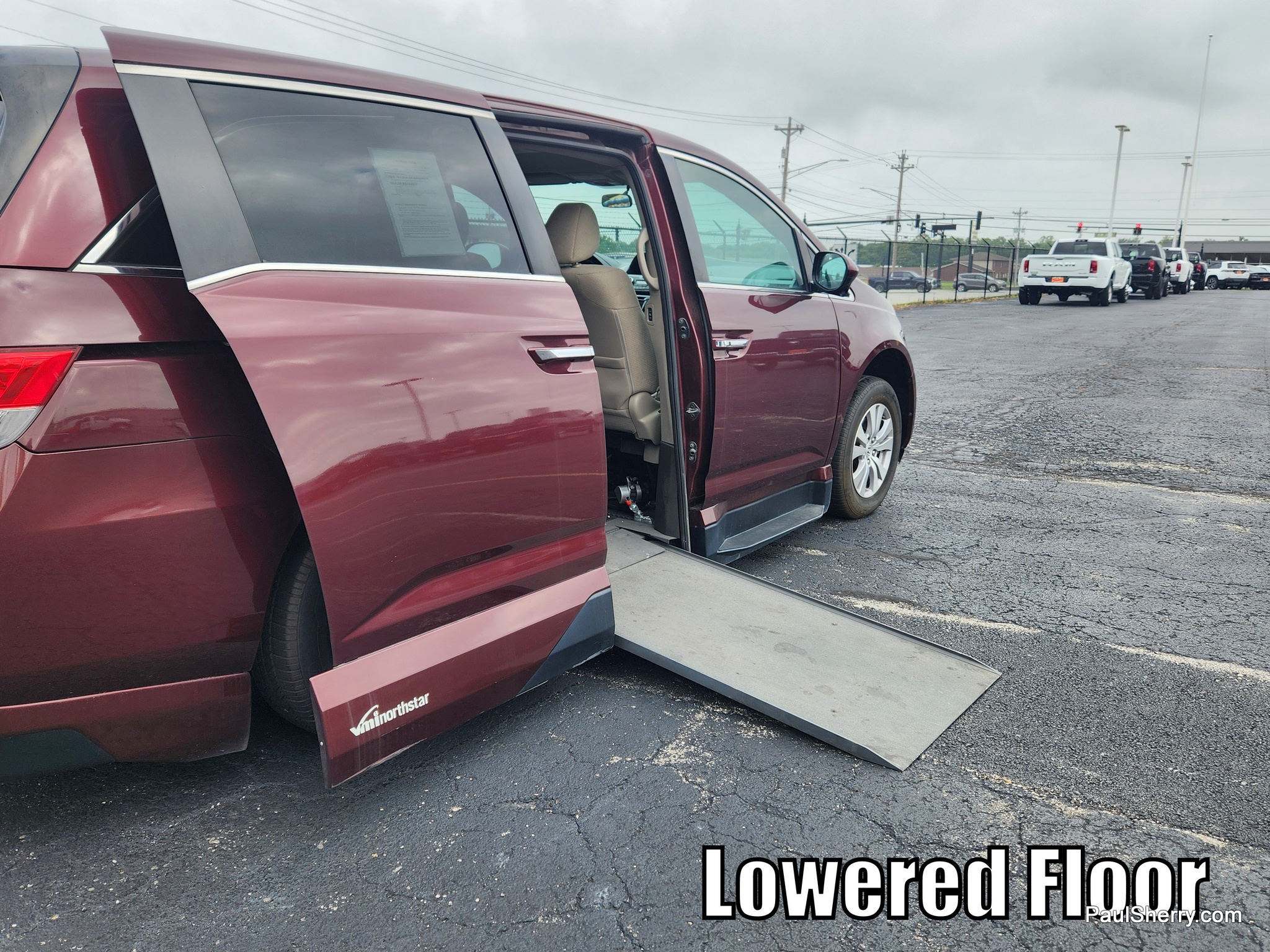 2016 Honda Odyssey EX - Photo 10