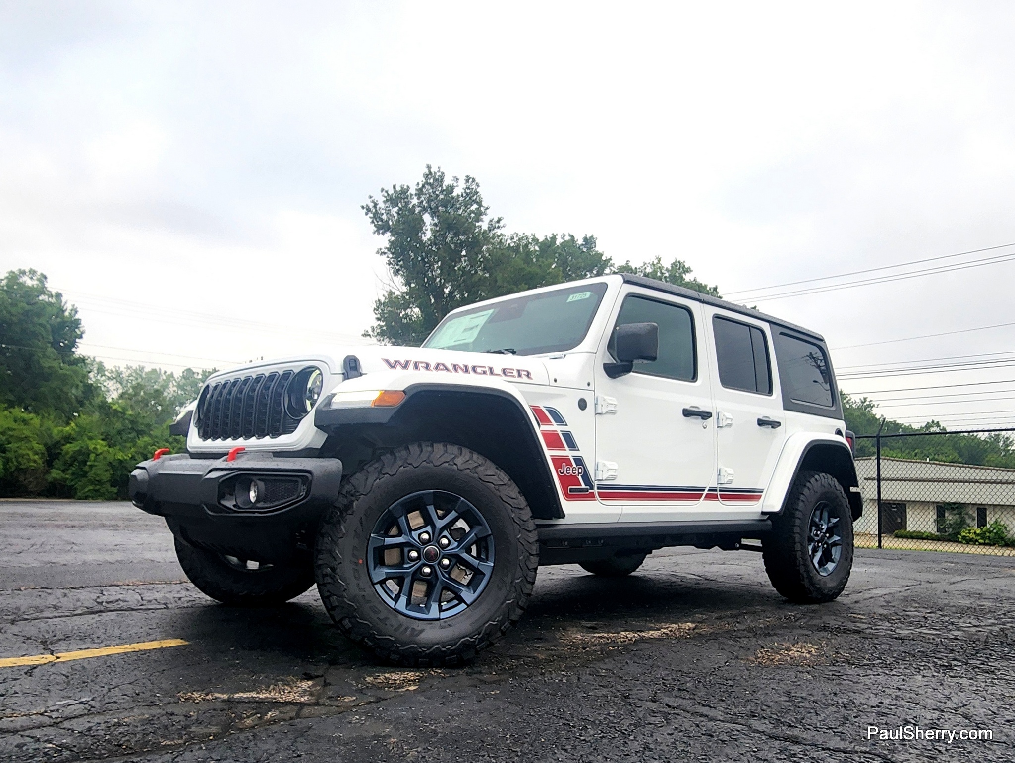 2026 Jeep Wrangler 4-Door Willys - Photo 14