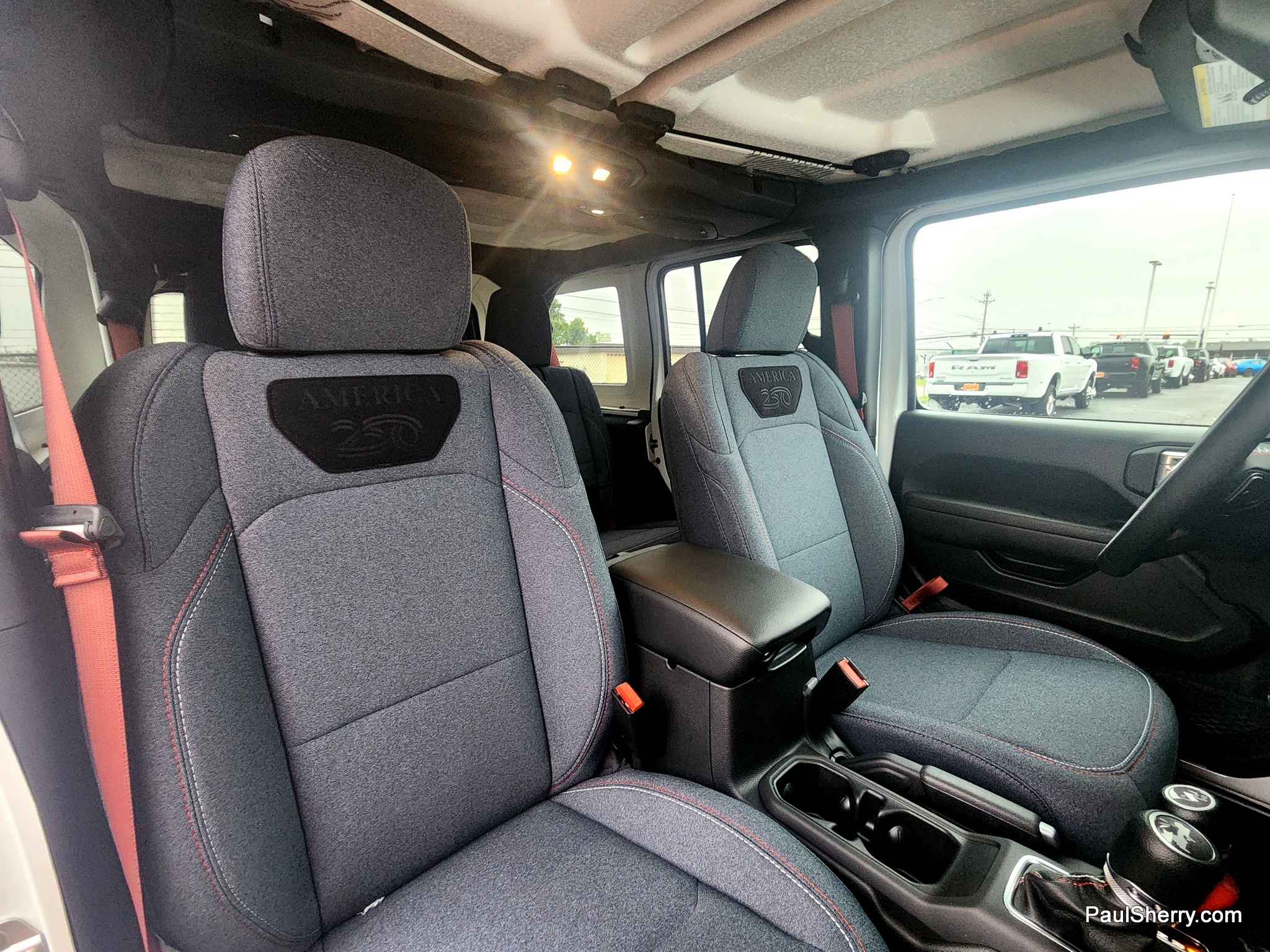 2026 Jeep Wrangler 4-Door Willys - Photo 49