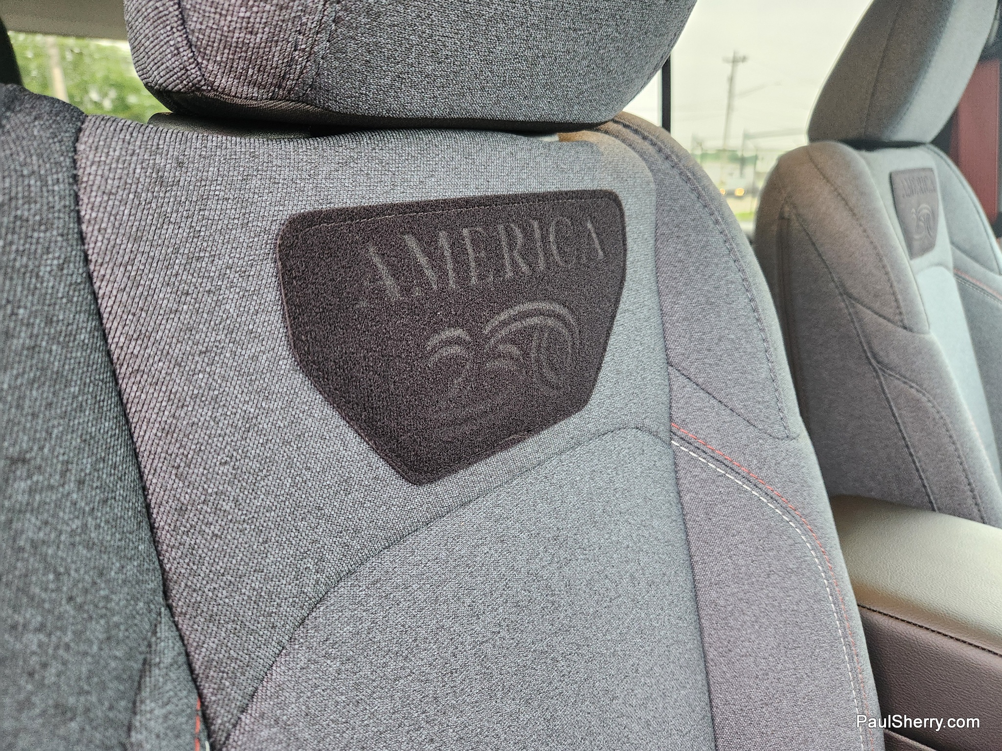 2026 Jeep Wrangler 4-Door Willys - Photo 6
