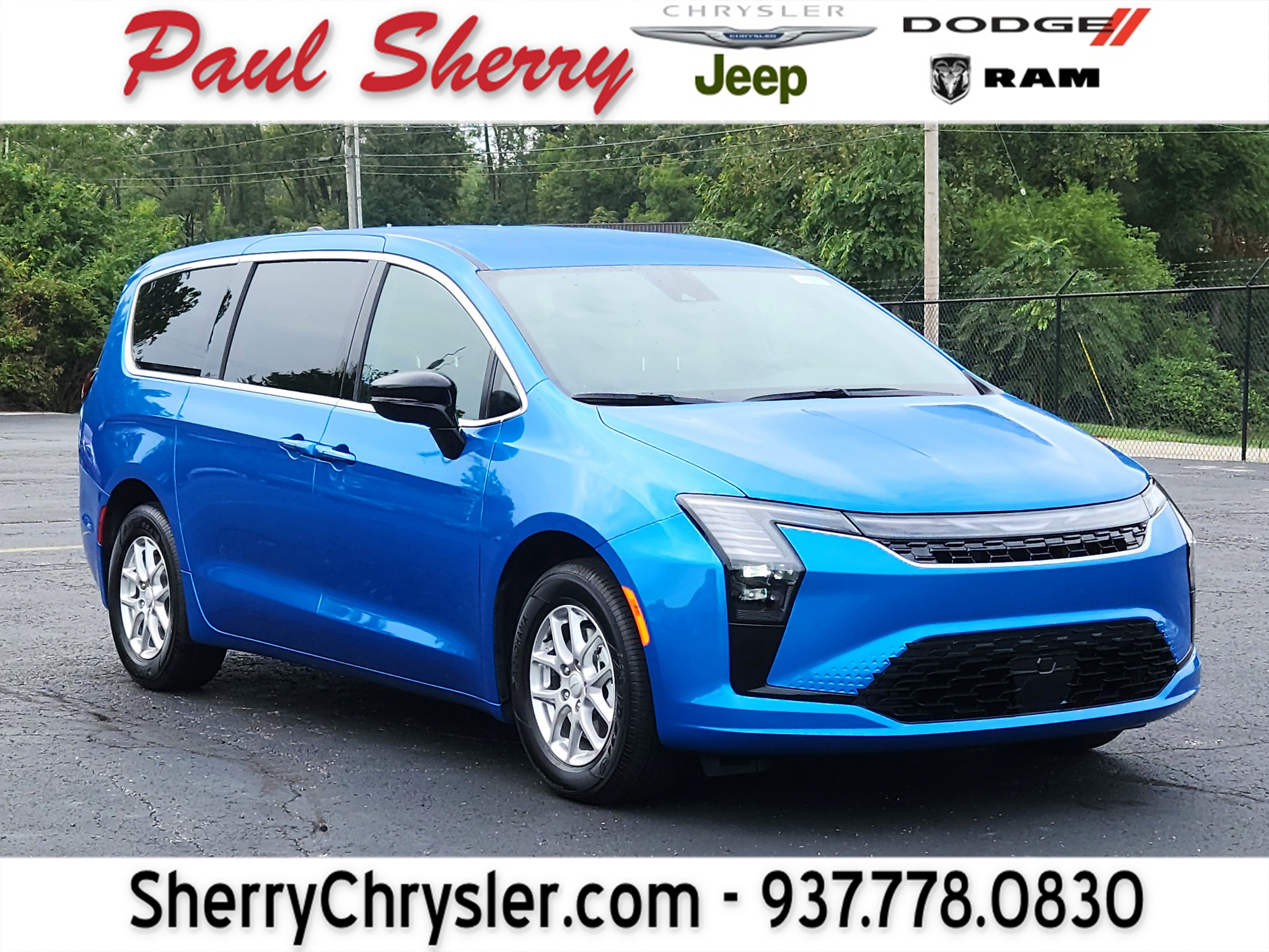 2027 Chrysler Pacifica Select