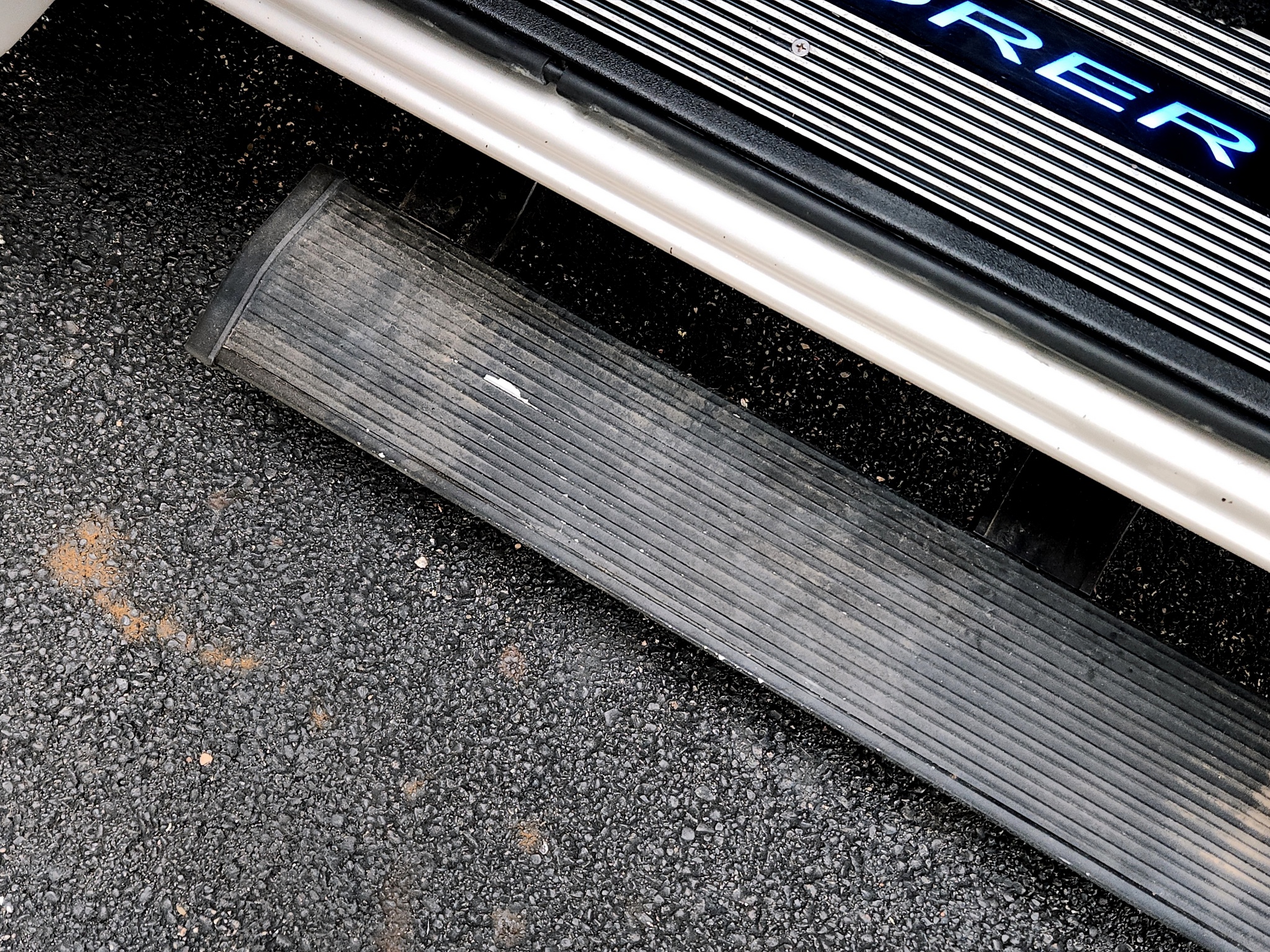 2022 GMC Savana Cargo Work Van - Photo 22