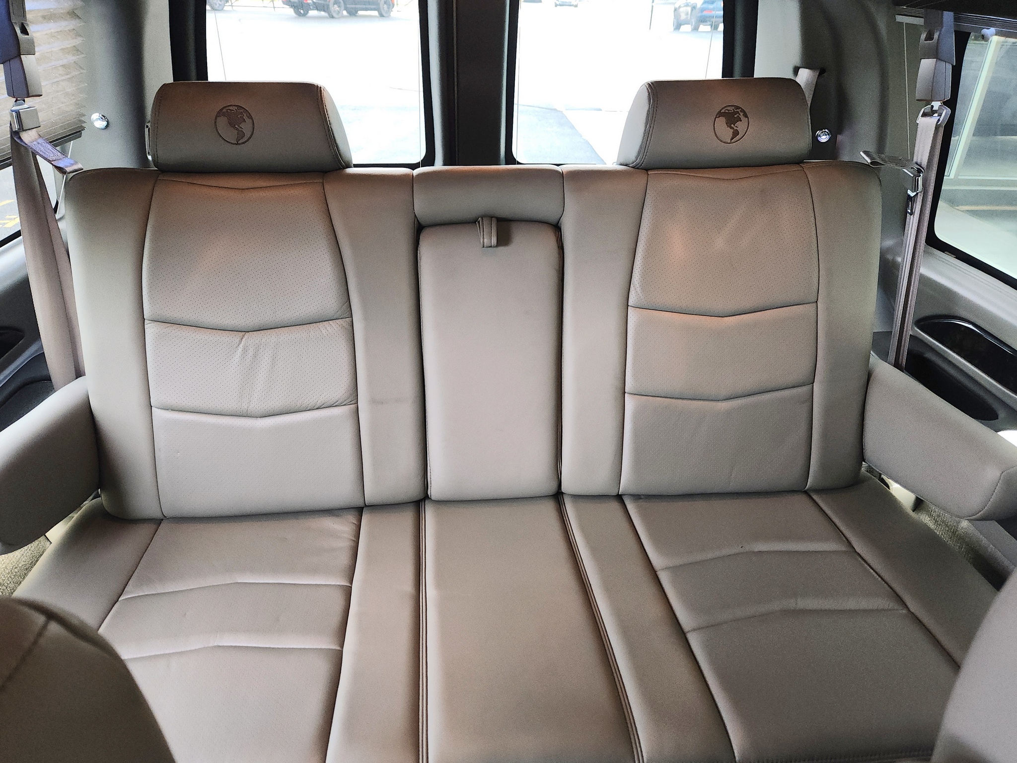 2022 GMC Savana Cargo Work Van - Photo 45